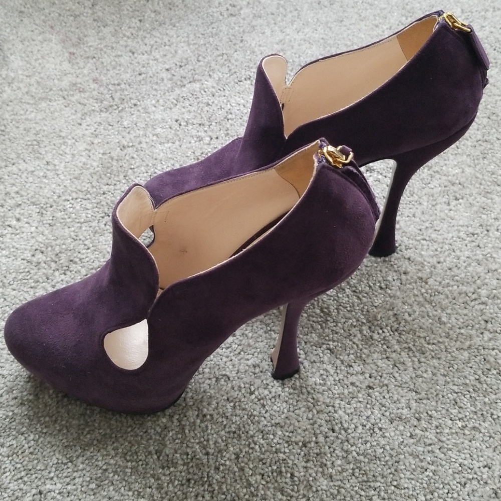 New Prada heels - Picture 2 of 5